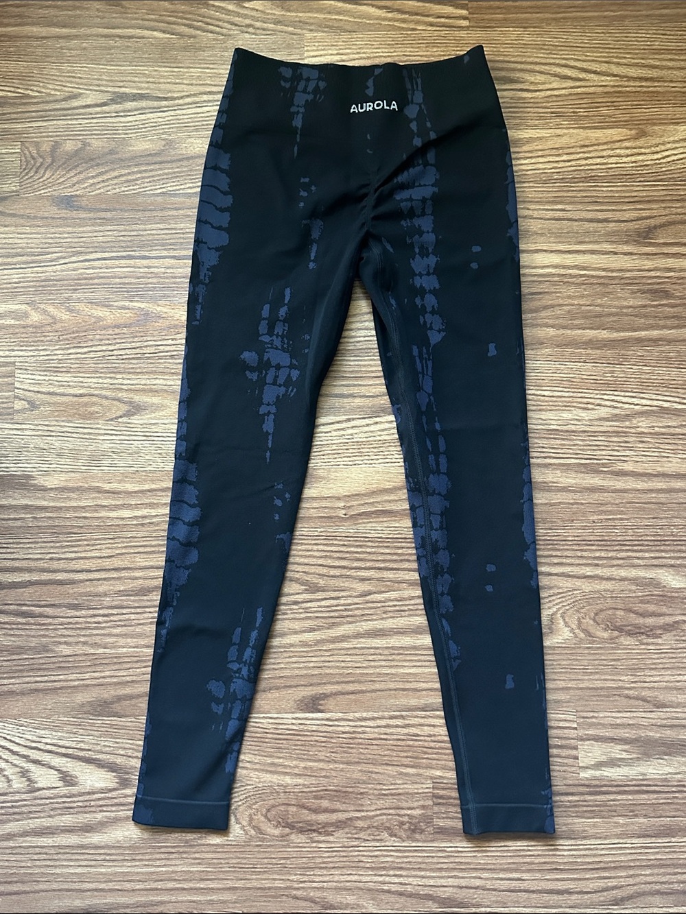 Aurora Women’s Black Tie-Dye Leggings